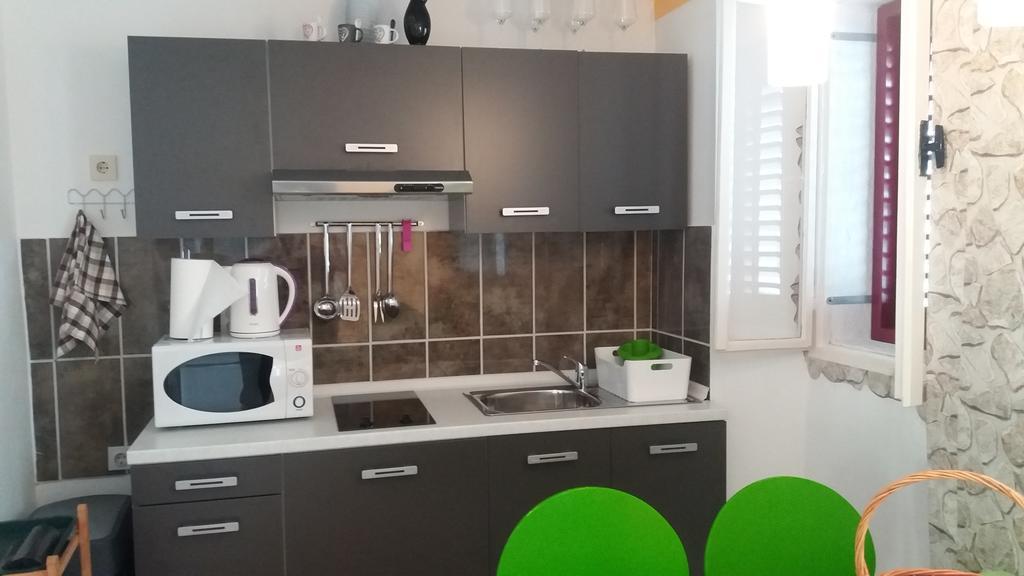 Apartment T & D Pula Luaran gambar